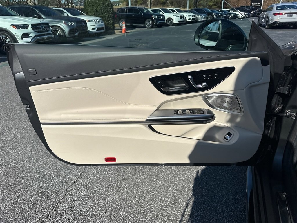 صورة السيارة