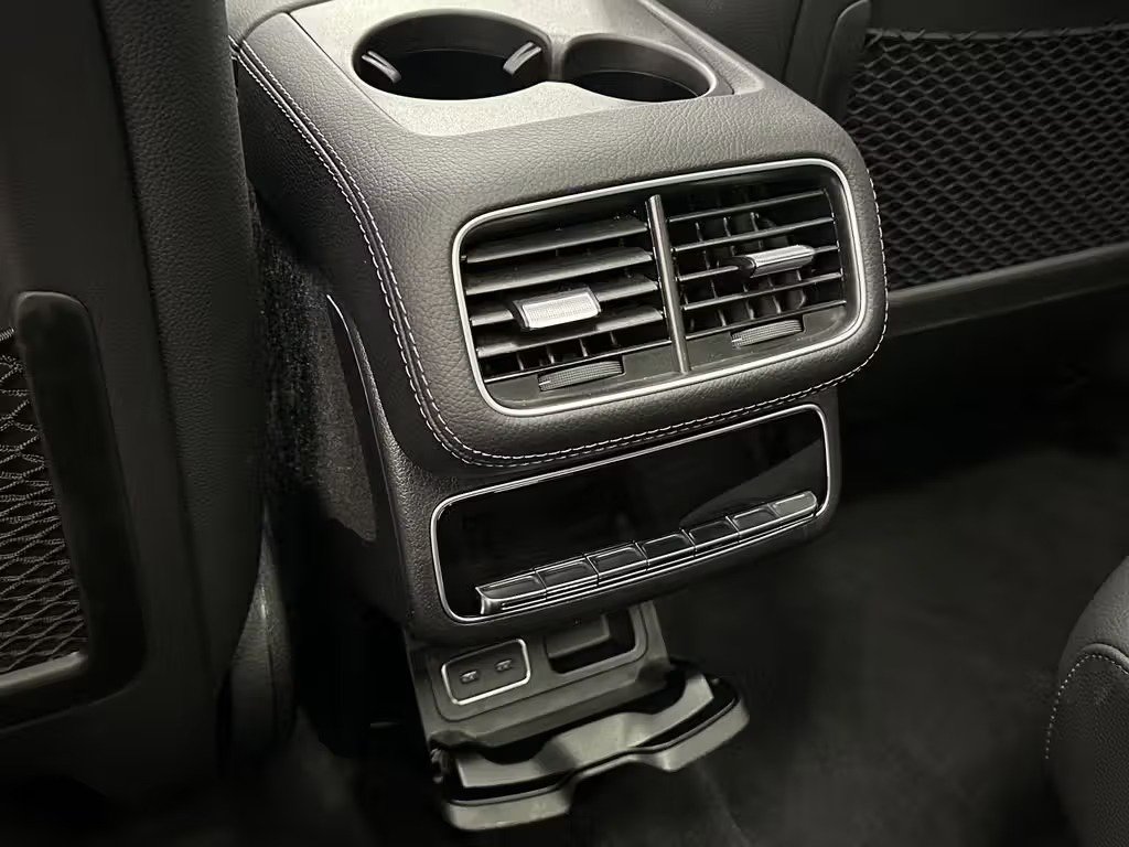 صورة السيارة