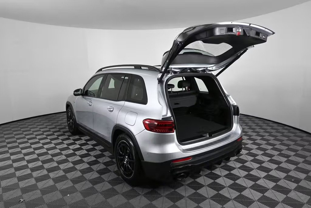 صورة السيارة