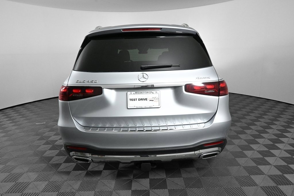 صورة السيارة