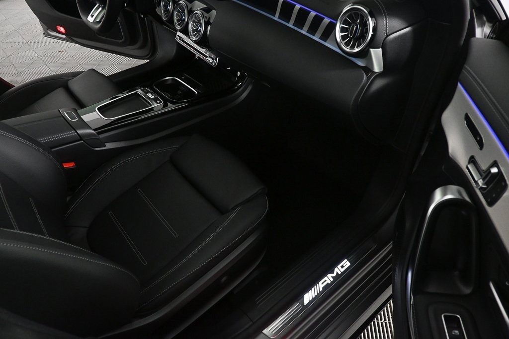 صورة السيارة