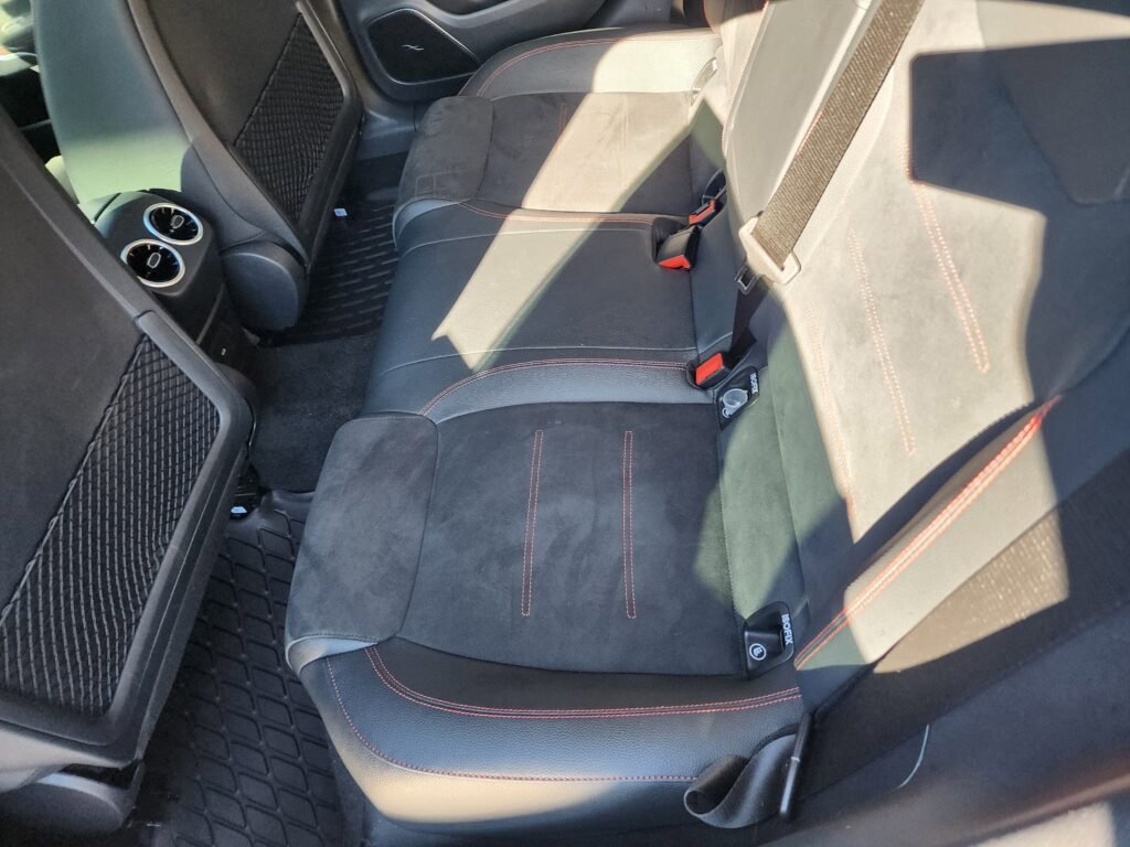 صورة السيارة