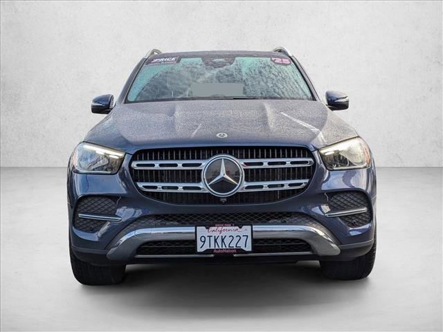 صورة السيارة