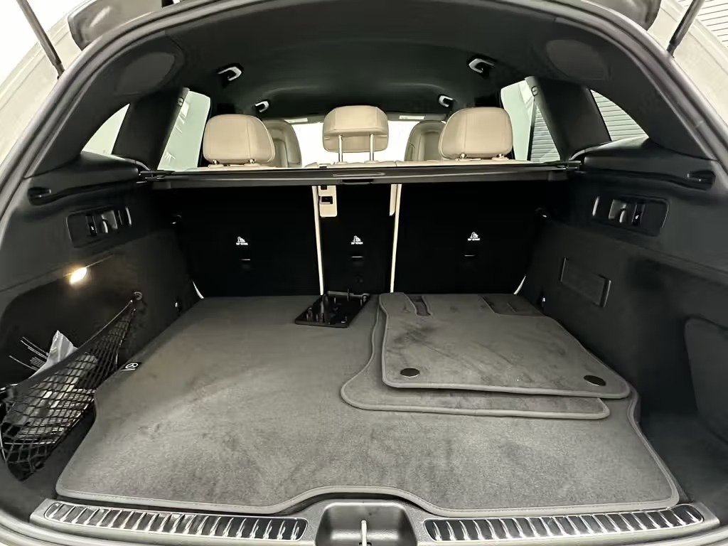 صورة السيارة