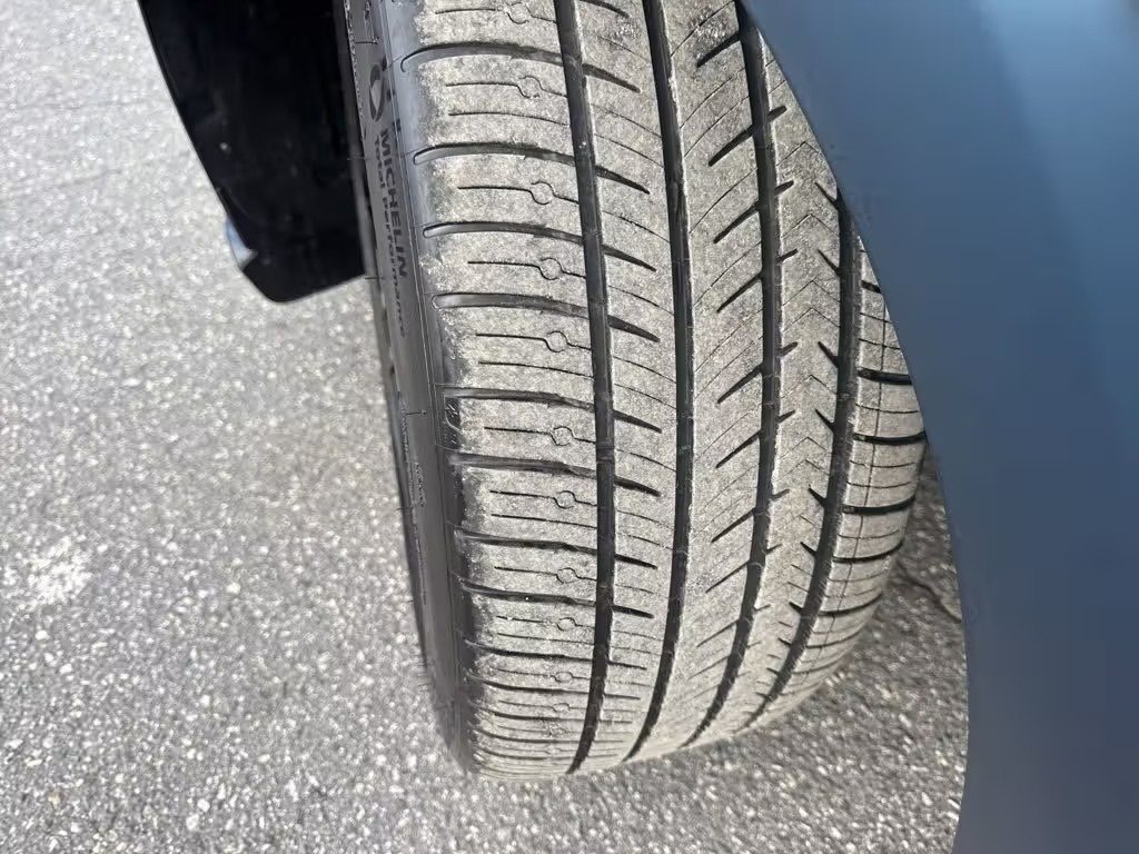 صورة السيارة