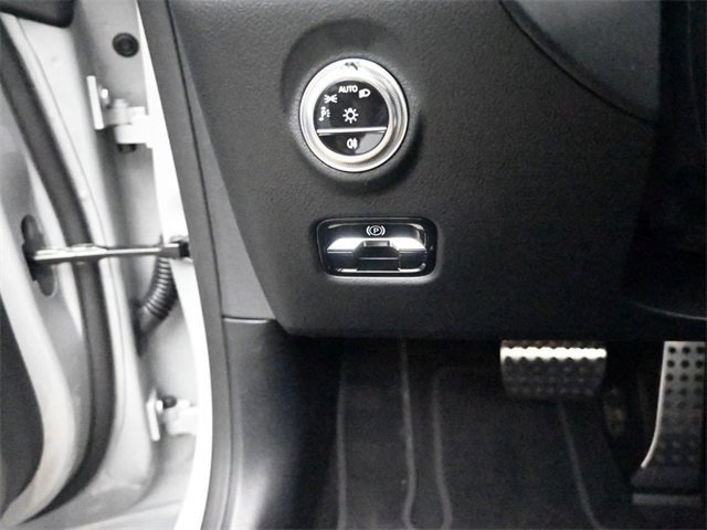 صورة السيارة