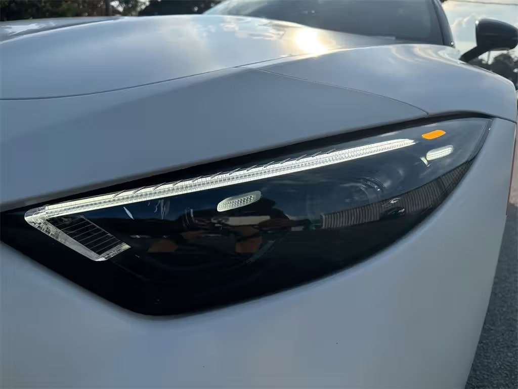 صورة السيارة