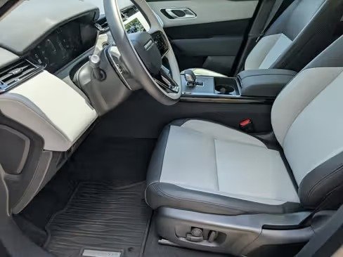 صورة السيارة