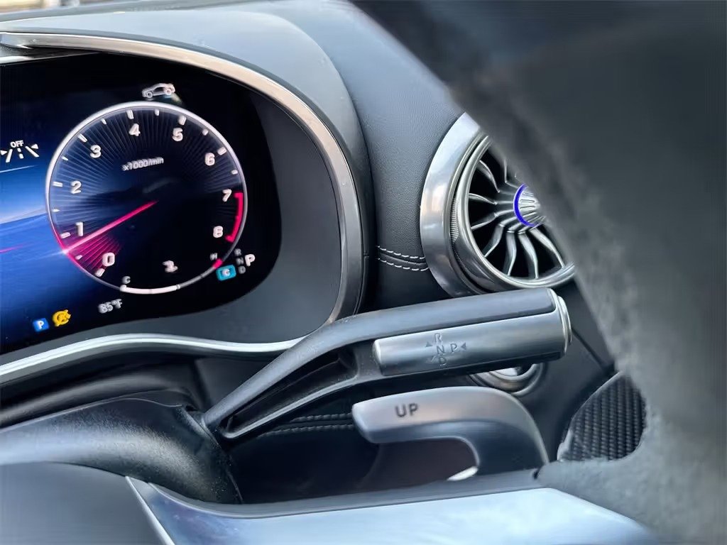 صورة السيارة