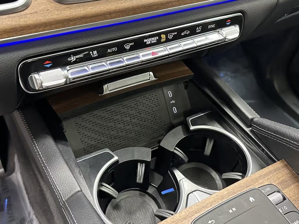 صورة السيارة