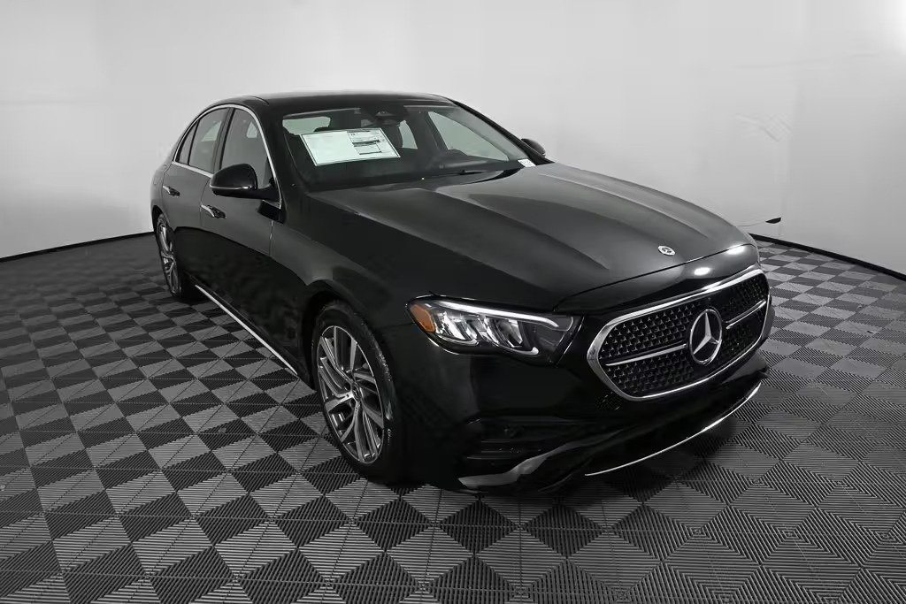 صورة السيارة