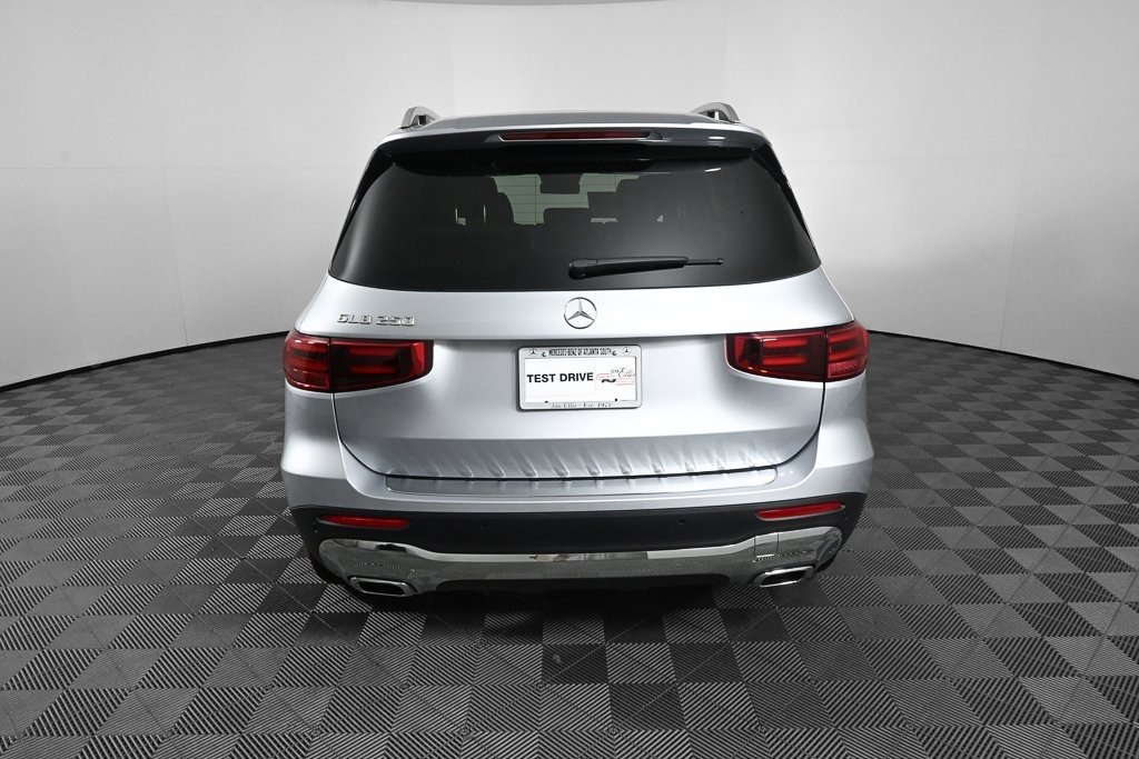 صورة السيارة