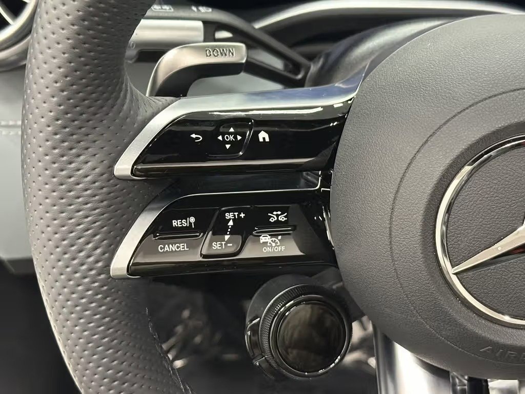 صورة السيارة