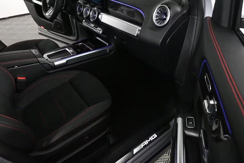 صورة السيارة