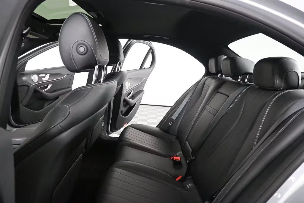 صورة السيارة