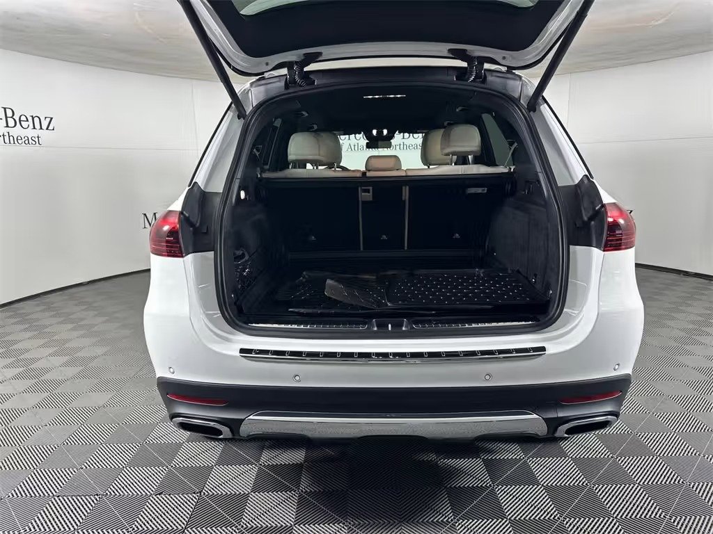 صورة السيارة