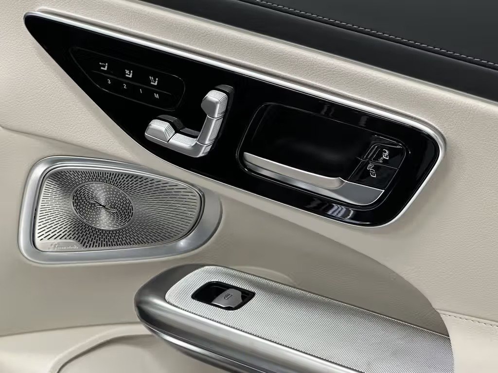 صورة السيارة