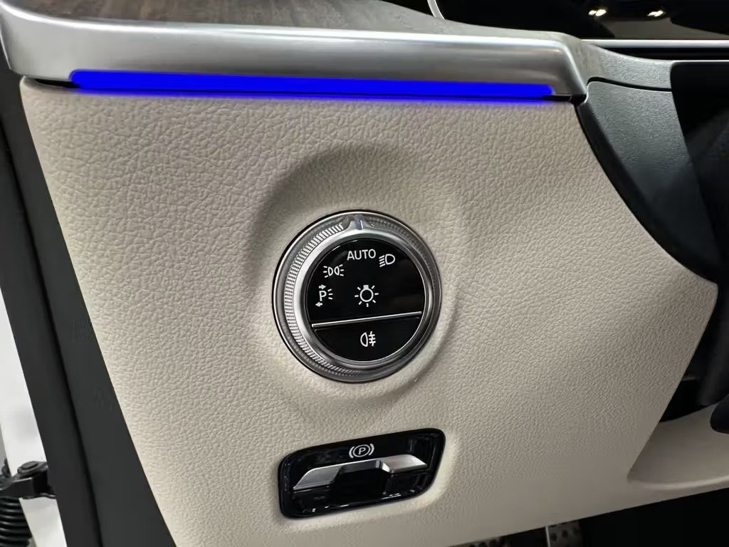 صورة السيارة