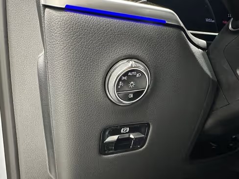 صورة السيارة