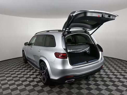 صورة السيارة