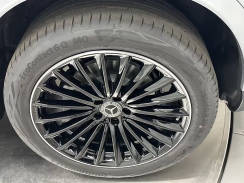 صورة السيارة