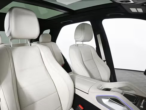 صورة السيارة