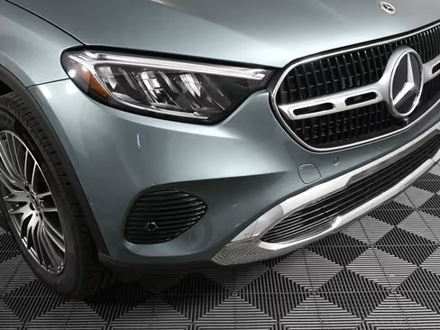 صورة السيارة