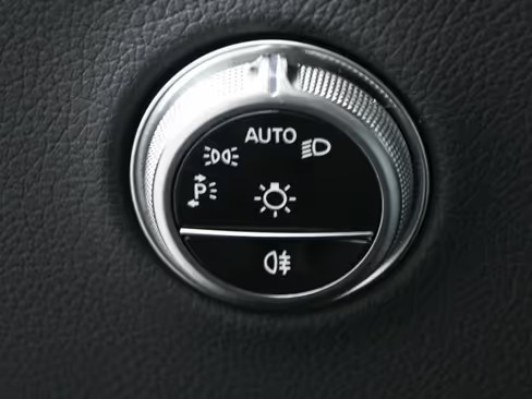 صورة السيارة