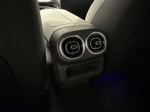 صورة السيارة