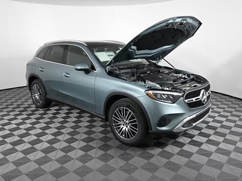 صورة السيارة