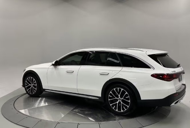 صورة السيارة