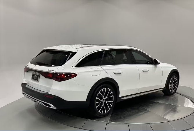 صورة السيارة