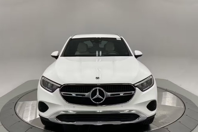 صورة السيارة