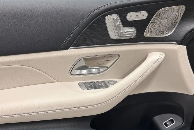 صورة السيارة