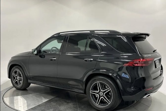 صورة السيارة