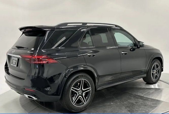 صورة السيارة