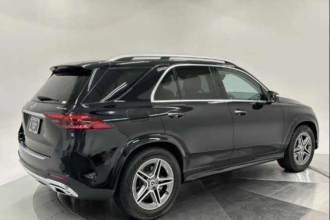 صورة السيارة