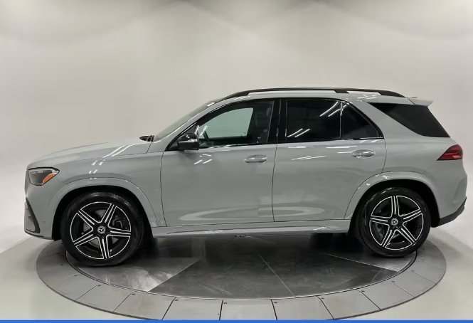 صورة السيارة