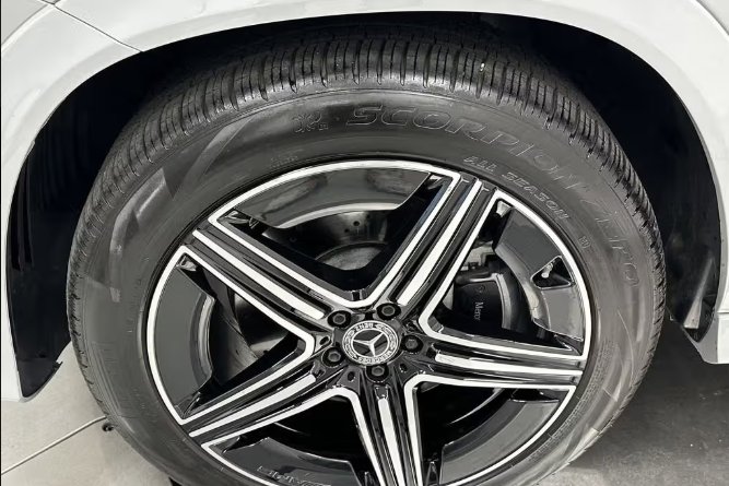 صورة السيارة