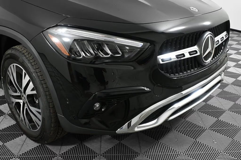 صورة السيارة