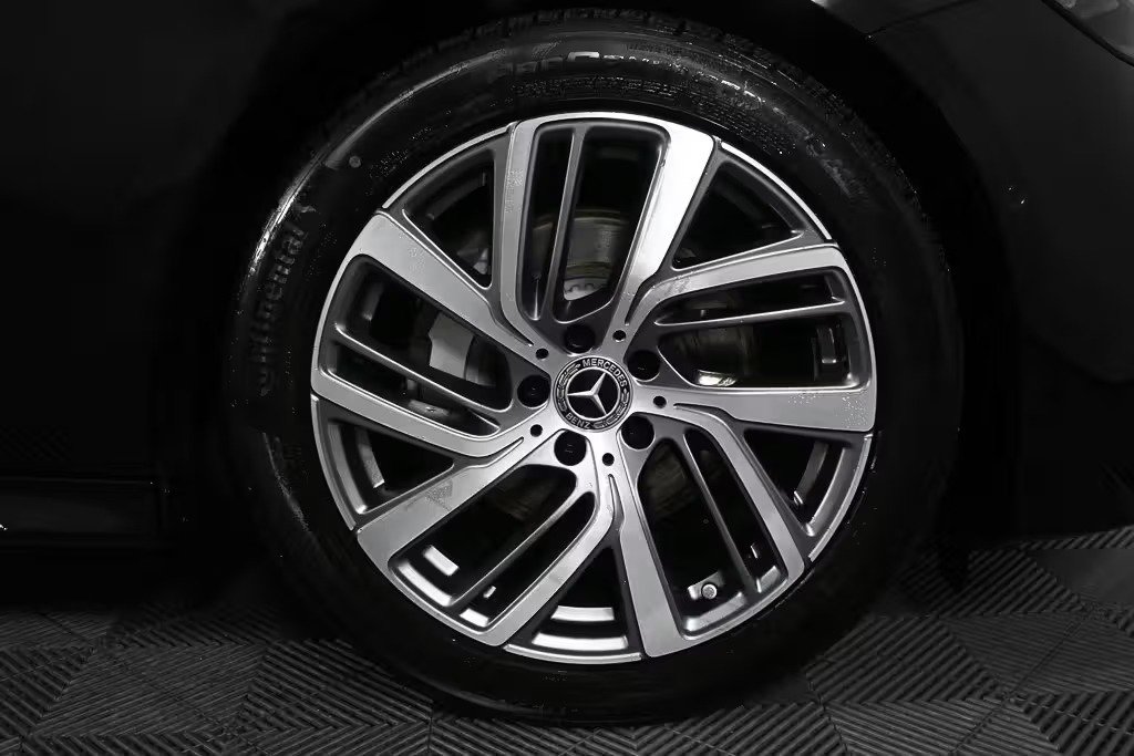 صورة السيارة