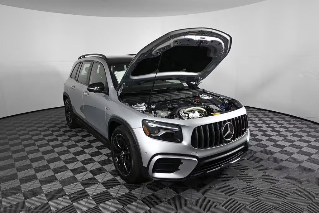 صورة السيارة