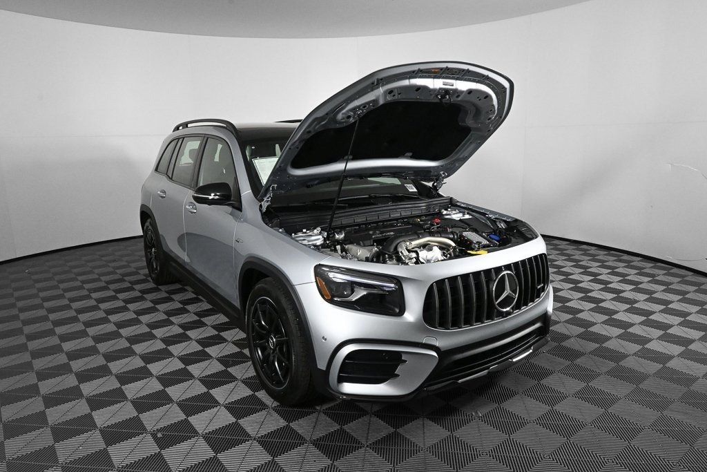 صورة السيارة