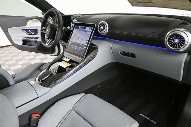 صورة السيارة