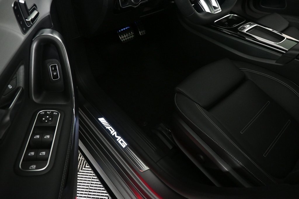 صورة السيارة