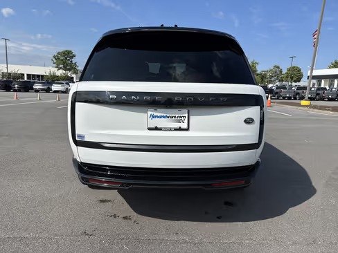 صورة السيارة