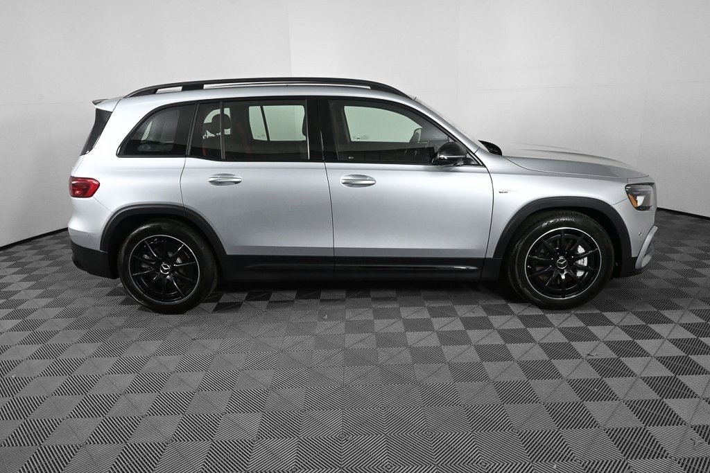 صورة السيارة