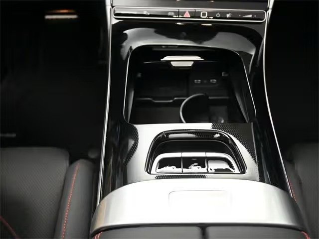 صورة السيارة