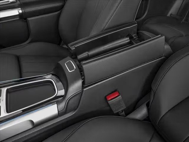 صورة السيارة