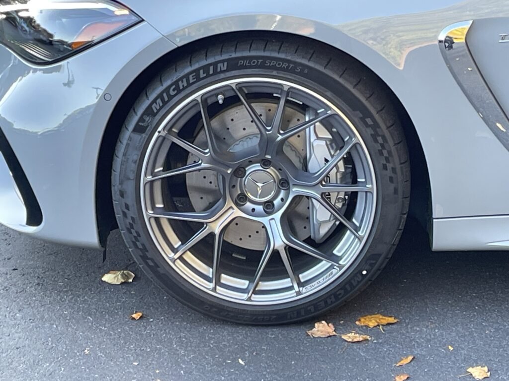 صورة السيارة